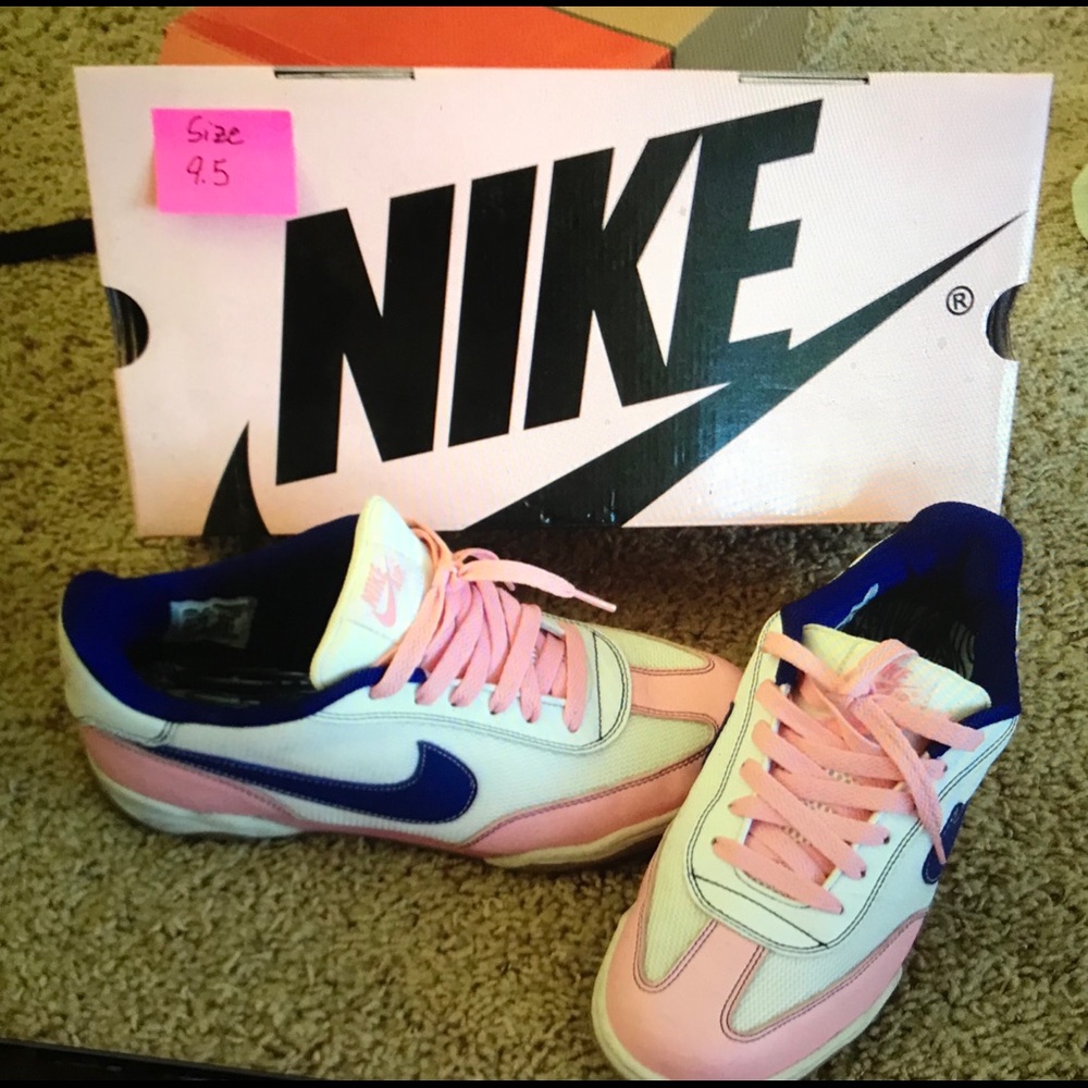 Nike FCs